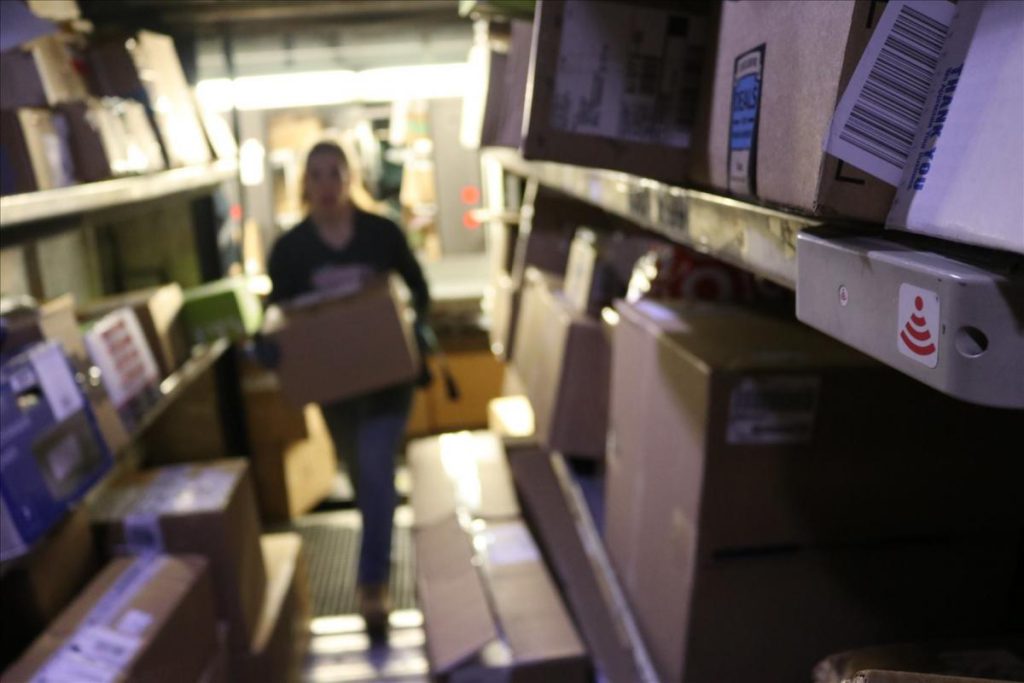 How UPS Delivers Faster Using $8 Headphones and Code that Decides When Dirty Trucks get Cleaned